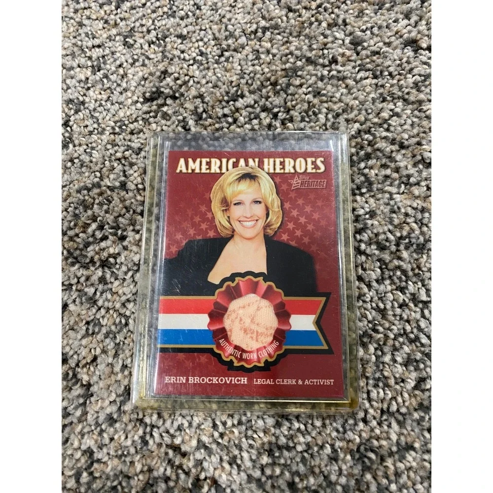2009 Topps American Heritage American Heroes Erin Brockovich Relic Card AHR-EB